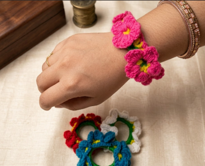 Crochet Floral Scrunchie β Handmade Hair Accessory - Image 6
